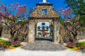 Гостиница Anticavilla Restaurant Hotel & Spa  Куэрнавака